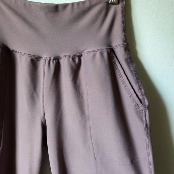 EUC OLD NAVY ACTIVE POWERSOFT HIGH RISE LEGGINGS JOGGERS WITH POCKETS SIZE M - Picture 4 of 15